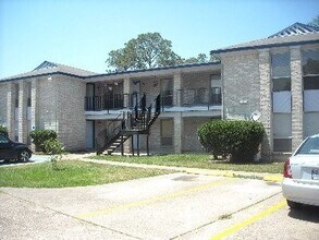 Building Photo - 225 S 13th St