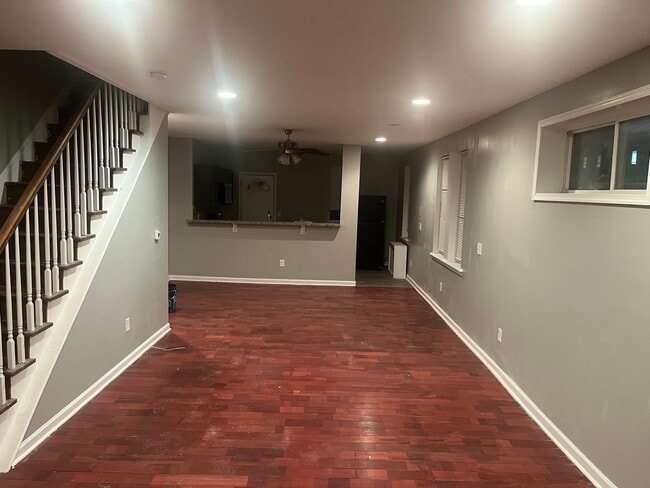 Building Photo - 870 Marcella St