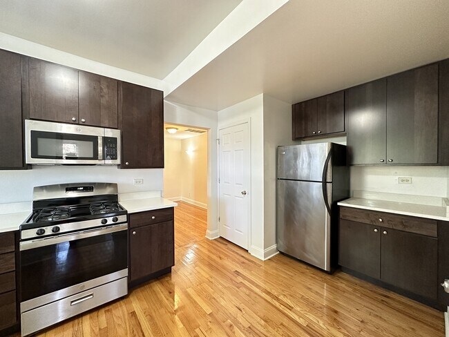 Foto del edificio - 3428 W Parker Ave