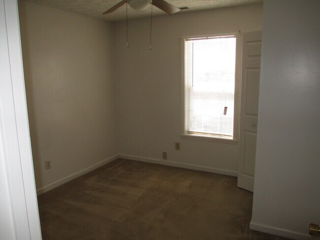 Building Photo - 49 F Mare Court