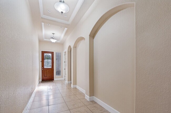 Foto del edificio - 23214 Crest View Way