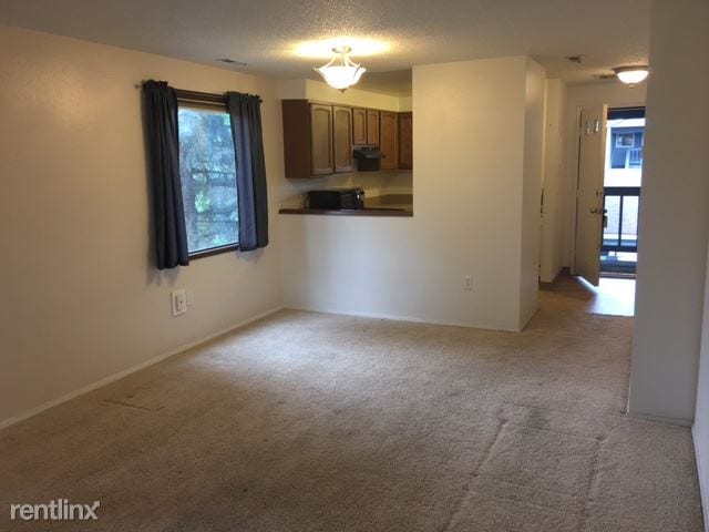Building Photo - 10207 Jamestown Dr