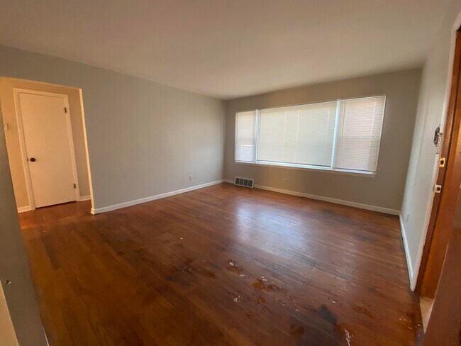 Foto del edificio - 5221 N 68th St