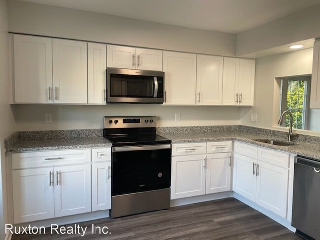 Building Photo - 3 br, 2.5 bath House - 43 Millbridge Court
