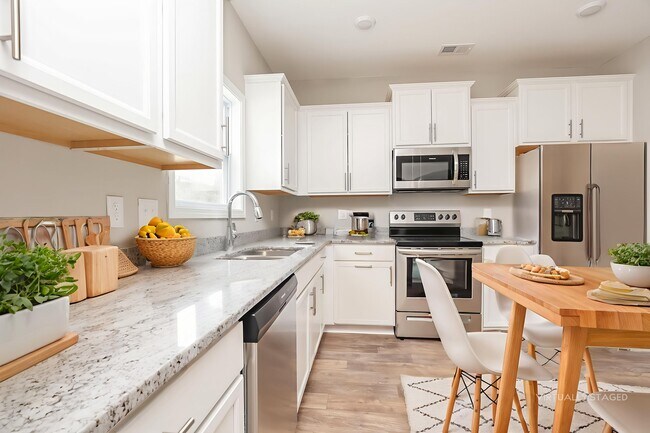 Foto del edificio - 1192 Black Oak Cir