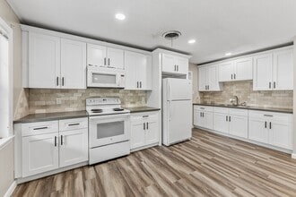 Building Photo - 1409 20th St