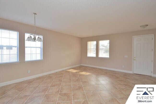 Foto del edificio - SPACIOUS, FULLY FENCED 4/2.5/2 IN DESIRABLE MATANZAS WOODS