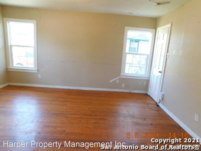 Building Photo - 2 br, 1 bath House - 450 Overhill Dr.