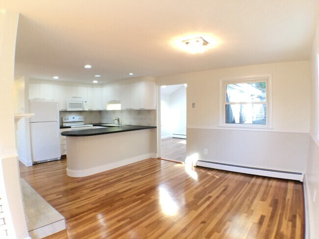 Foto del edificio - 5 Oak Pl