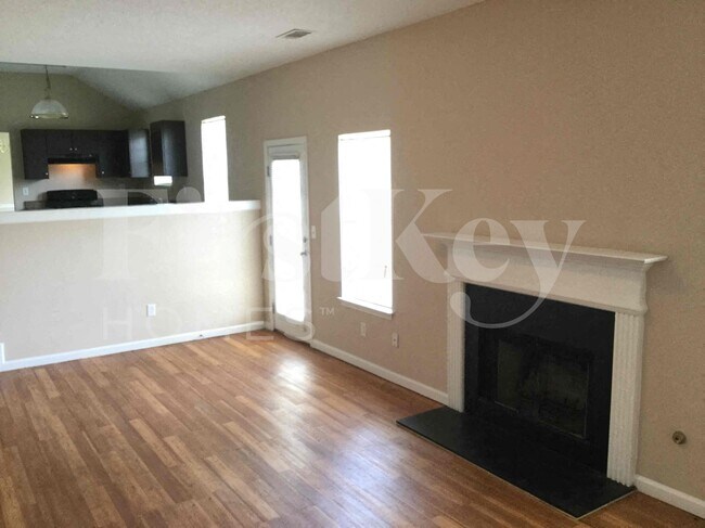 Foto del edificio - 2771 Ward Lake Ln
