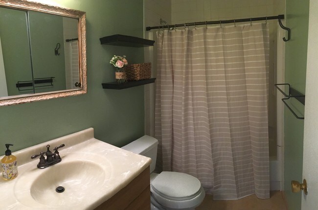 Foto del edificio - 67 E Broadway