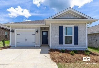 Building Photo - 32444 Revere Dr