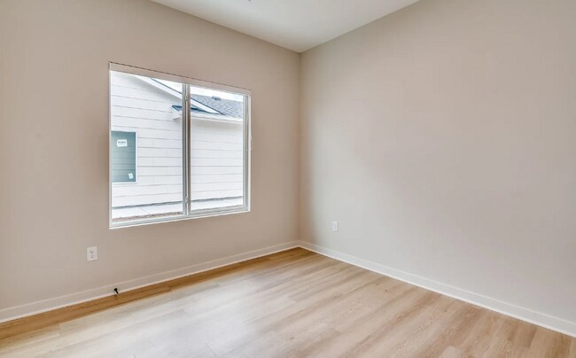 Foto del edificio - 184/86 N Mendocino St
