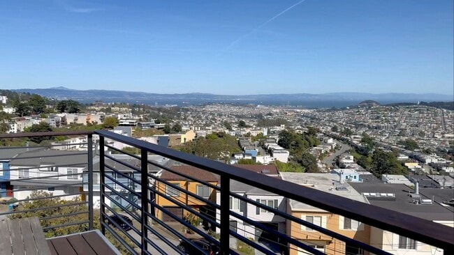 Building Photo - 3BR/2BA | Unobstructed Panoramic Views | Live Above the Fog | Intentional Living