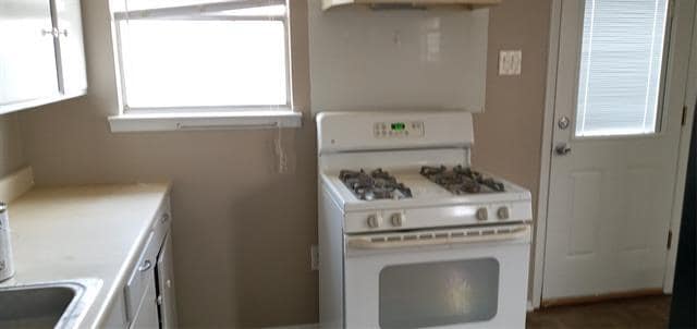 Building Photo - 120 S Dove Rd