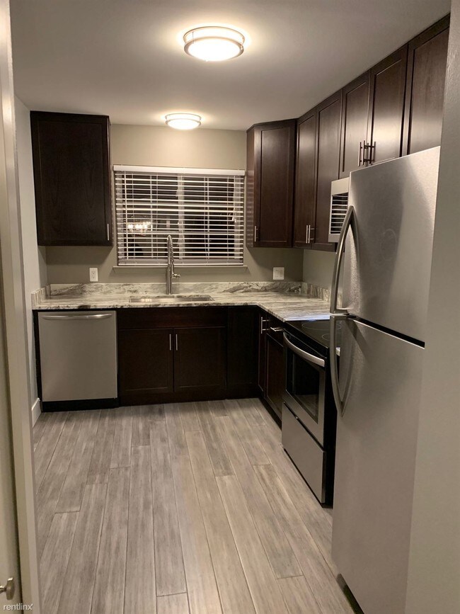 Foto del edificio - 1 br, 1 bath Condo - Hampton Condominiums - 7