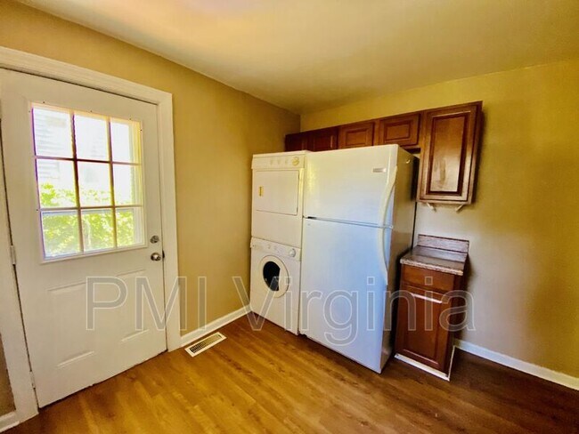 Foto del edificio - 3304 Dartmouth St