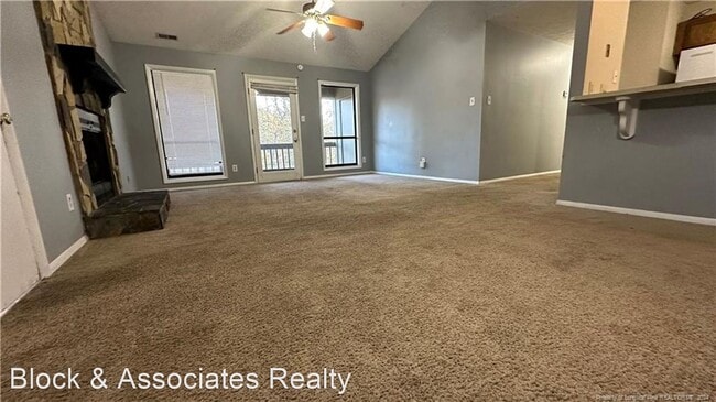 Building Photo - 2 br, 2 bath House - 1800 Tryon Drive Unit 5