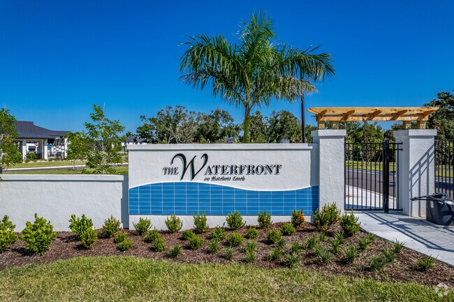 Foto del edificio - Waterfront On Hatchett Creek