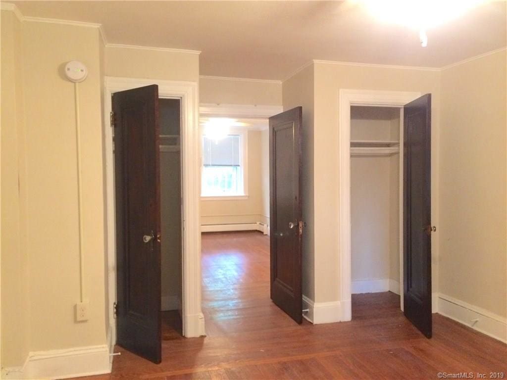 Primary Photo - 256 Bradley St