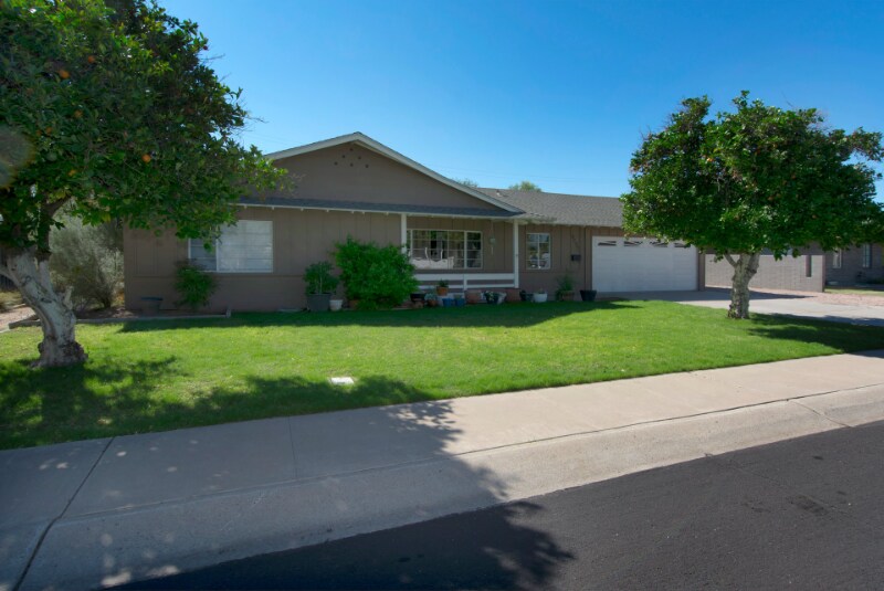 Foto principal - 8237 E Lewis Ave