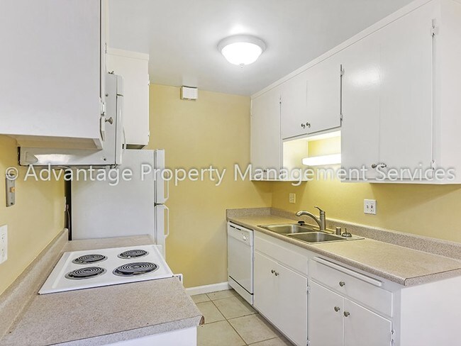 Foto del edificio - 726 Hayes Ave