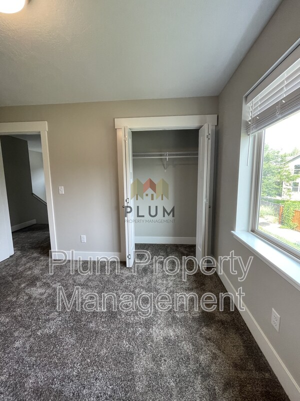 Foto del edificio - 2708 B Koly Ct