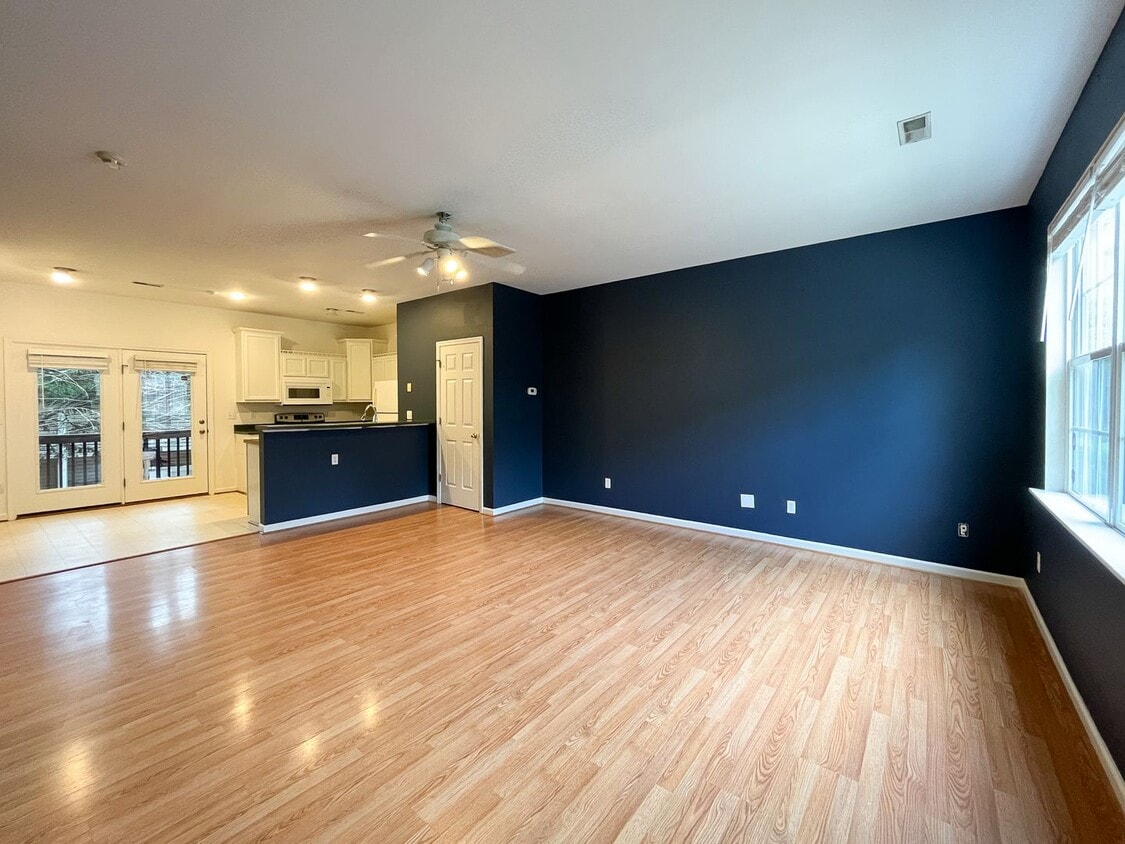 3BD/2.5BA Townhouse - Hydraulic Rd. - 3BD/2.5BA Townhouse - Hydraulic Rd.