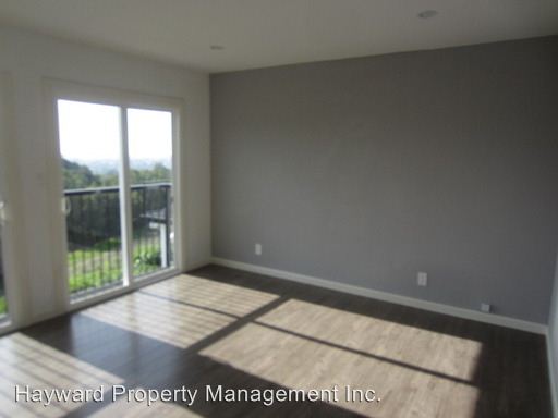 Building Photo - 1380 Highland Blvd