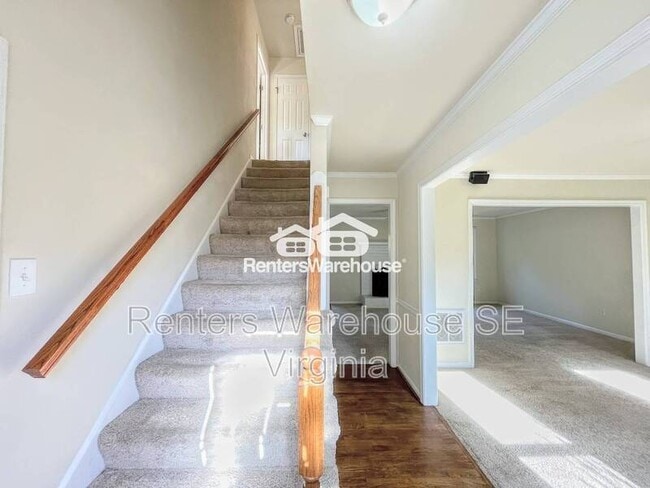 Building Photo - 2141 Agecroft Rd