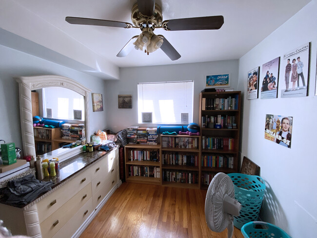 Second Bedroom or Study - 2004 Bellevue Ave