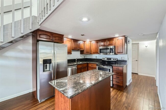 Foto del edificio - 608 Pheasant View Dr