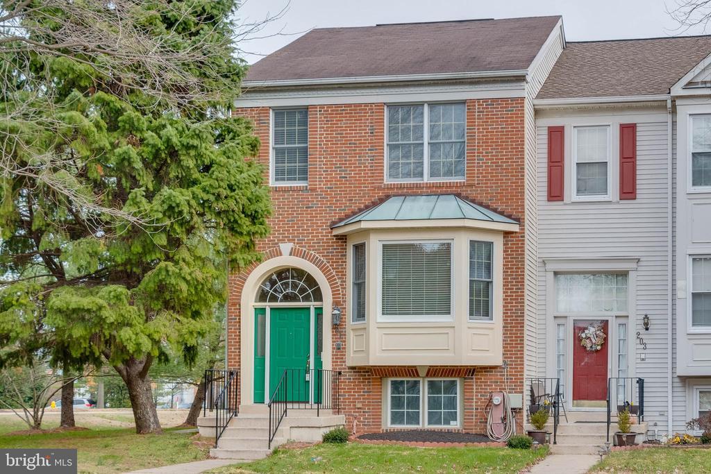 Primary Photo - 201 St Michaels Cir