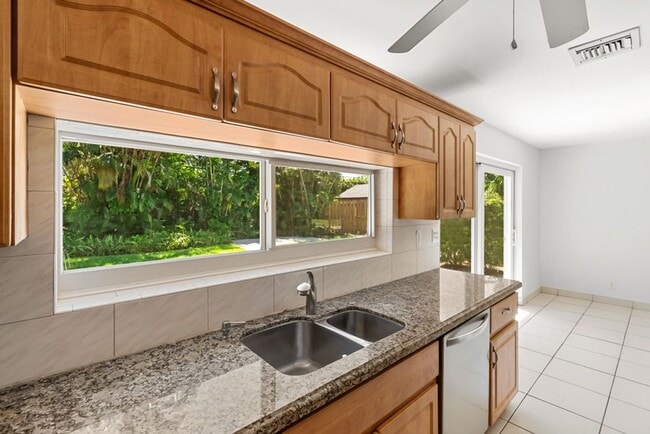 Foto del edificio - 952 SE 7th St