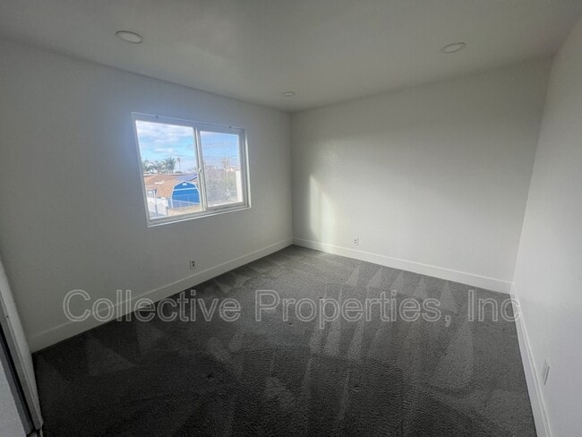 Foto del edificio - 3965 Logan Ave