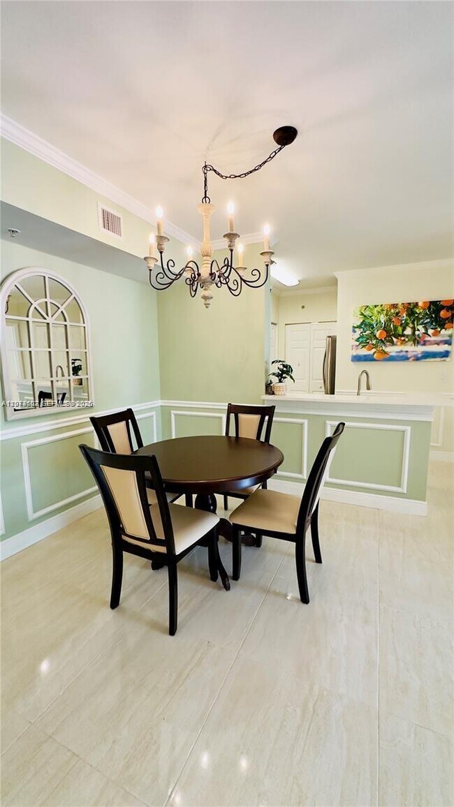 Foto del edificio - 17125 N Bay Rd