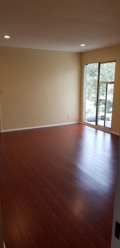 Foto del edificio - 5950 Carlton Way
