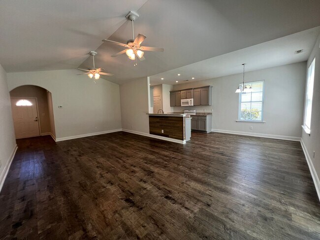 Building Photo - Conway - 3 Bedroom/2 Bath House
