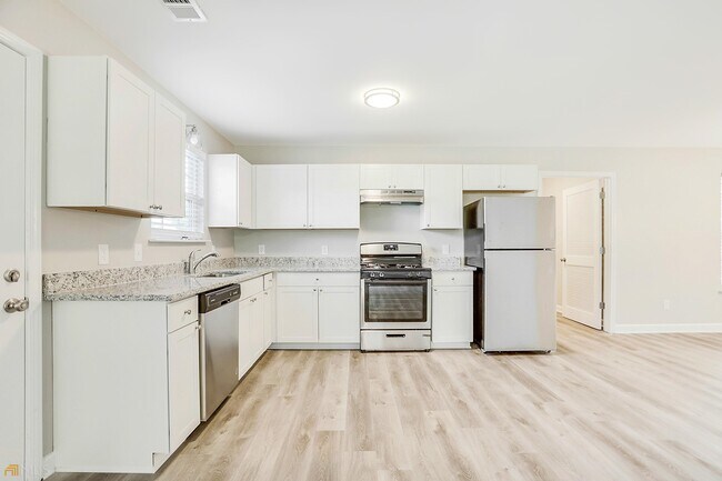 Foto del edificio - 6995 Brumley Cove Dr