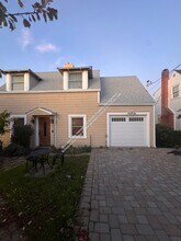 Building Photo - 7850 Crest Ave