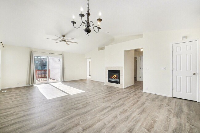 Foto del edificio - Freshly Updated 3-Bedroom Home Near Ft. Carson – Move-In Ready!