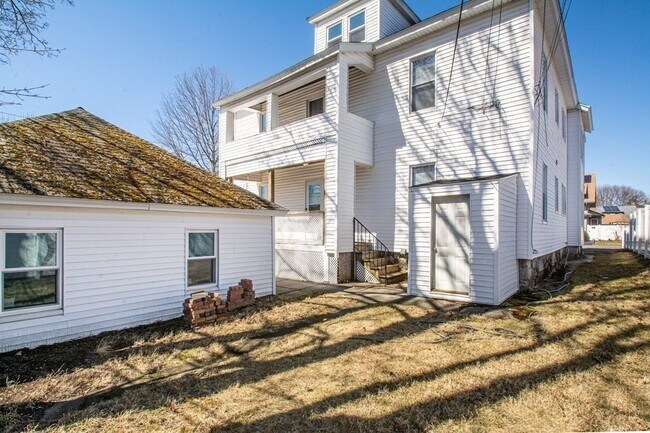 Foto del edificio - 10 Sunset Ave