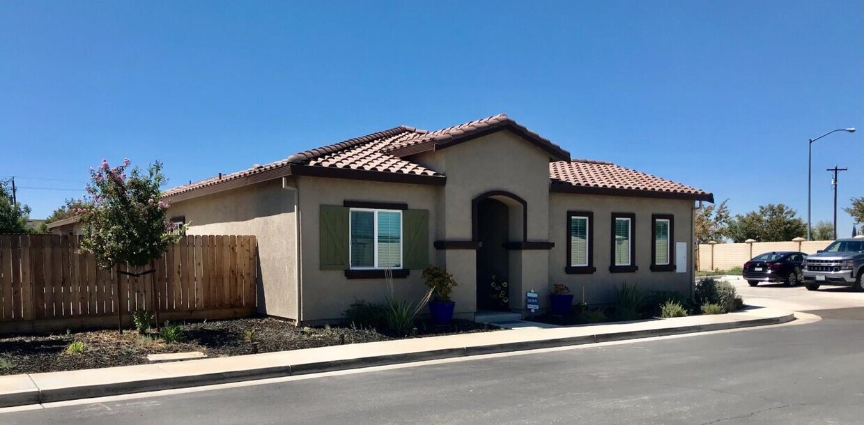 517 Betten Ct, Los Banos, CA 93635 House Rental in Los Banos, CA