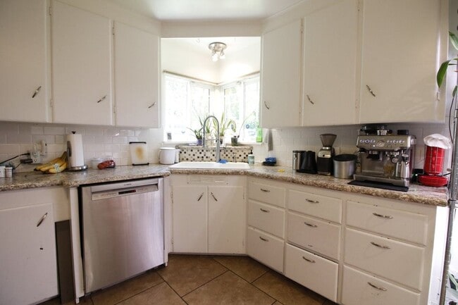 Foto del edificio - 3104 Barge St