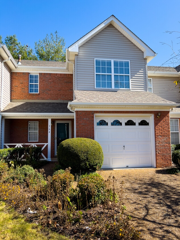 164 Stanton Hall Ln, Franklin, TN 37069 Townhome Rentals in Franklin
