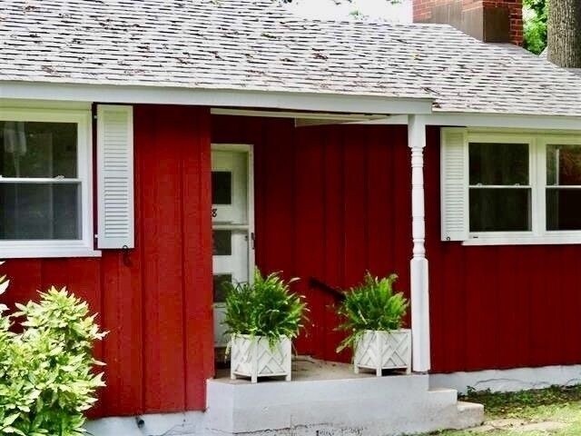 Primary Photo - 908 Rosser Ln
