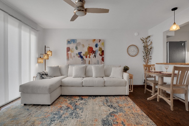 Photo - 320 N Civic Dr Apartment