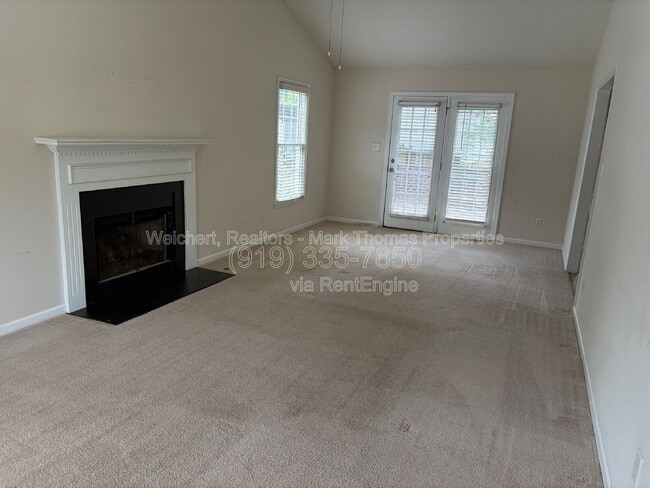 Building Photo - 8005 Tobin Pl