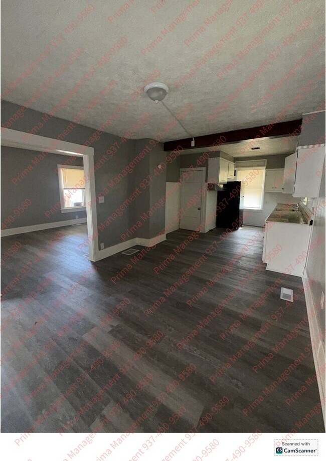 Foto del edificio - Great 3 bed 1 bath with large space recently updated near Cleveland Park