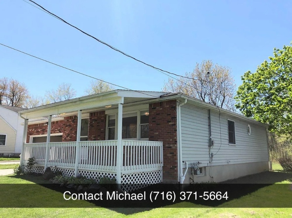 Primary Photo - 533 Harris Hill Rd